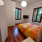 Apartamento -piazza Mazzini- 120 Mq - 2 - 2 Bagni E Garage Pádua
