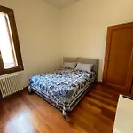 -piazza Mazzini- 120 Mq - 2 - 2 Bagni E Garage