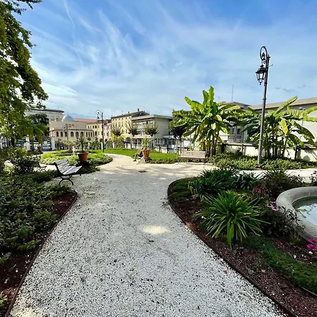 -piazza Mazzini- 120 Mq - 2 - 2 Bagni E Garage * Padua