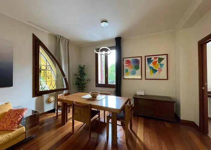 Appartement -piazza Mazzini- 120 Mq - 2 - 2 Bagni E Garage