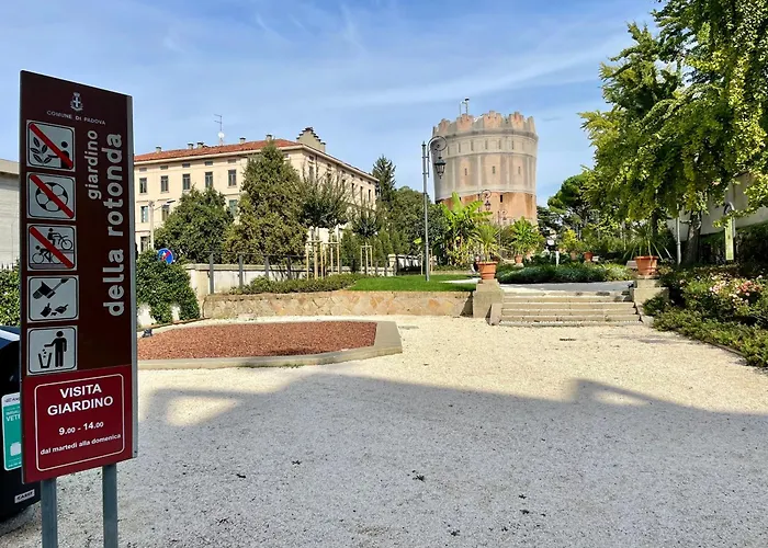 -piazza Mazzini- 120 Mq - 2 - 2 Bagni E Garage