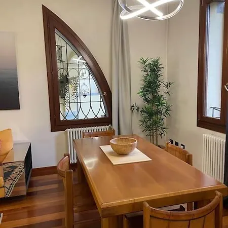 Le Palme - Elegante E Moderno Con Garage Privato