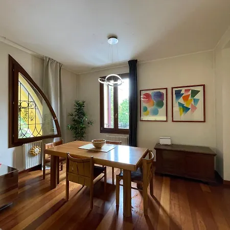 Апартаменты Le Palme - Elegante E Moderno Con Garage Privato