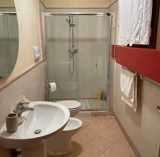 -piazza Mazzini- 120 Mq - 2 - 2 Bagni E Garage Padua