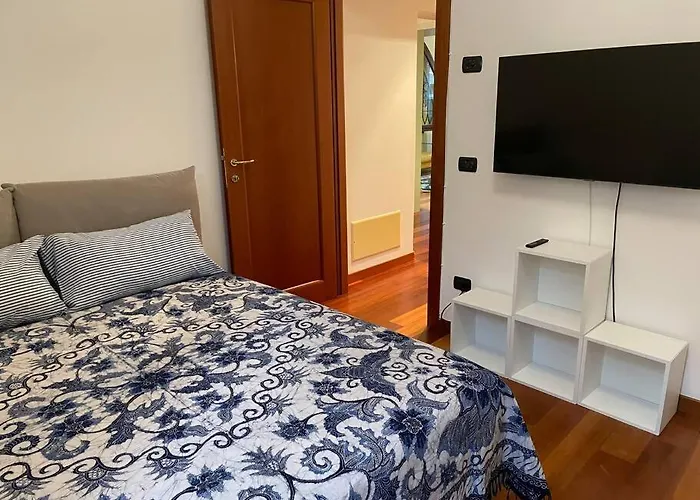 -piazza Mazzini- 120 Mq - 2 - 2 Bagni E Garage Padua