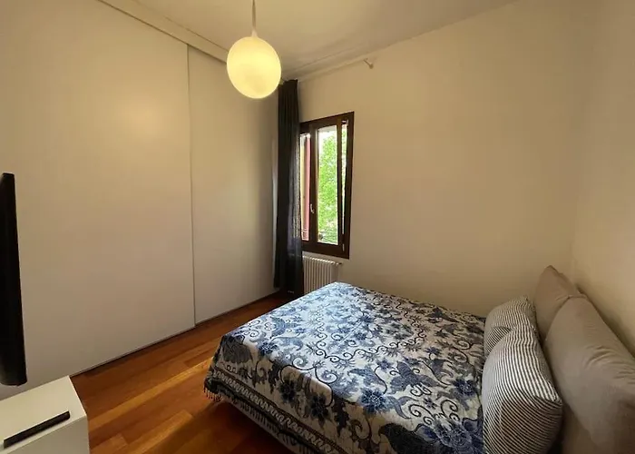 Apartment -piazza Mazzini- 120 Mq - 2 - 2 Bagni E Garage Padua