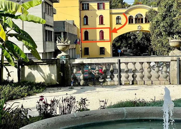 -piazza Mazzini- 120 Mq - 2 - 2 Bagni E Garage